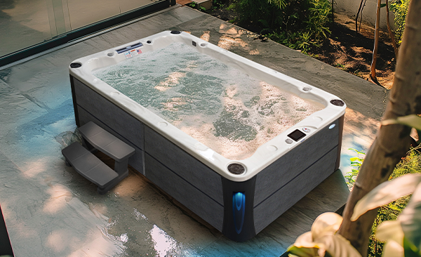 Deck Series Schaumburg hot tubs for sale